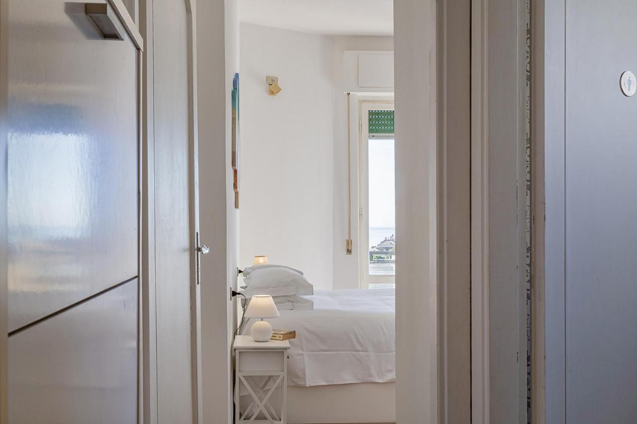 Homey Seaview Apartment By Wonderful Italy Génova Exterior foto